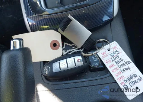 2019 Nissan Sentra Sr from USA, damaged, VIN 3N1AB7AP1KY318840